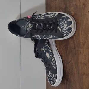 Hey Dude Karina Breeze Zebra Print Faux Lace Up Slip On Sneaker Women's sz 7